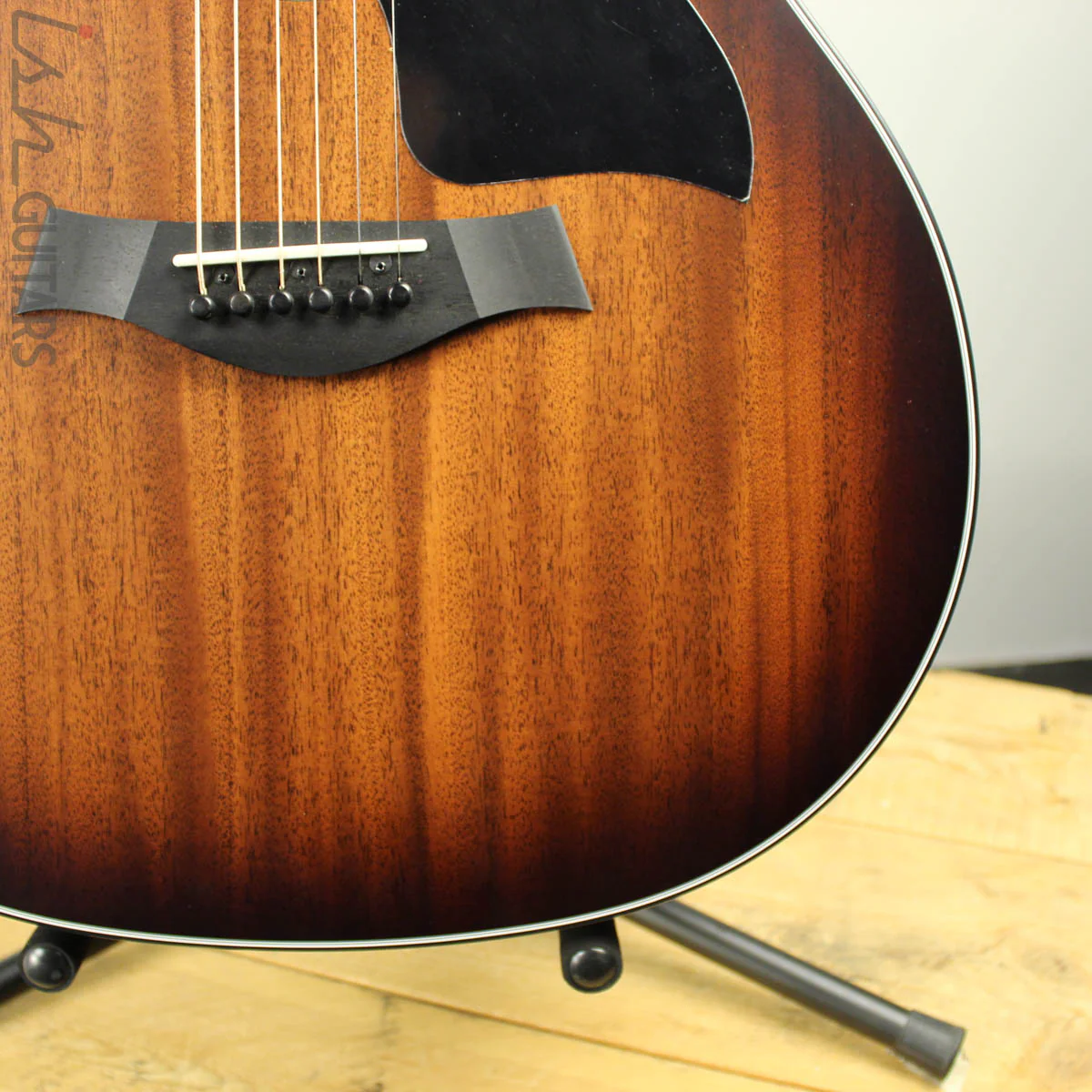 Taylor 324ce Sunburst - Image 3