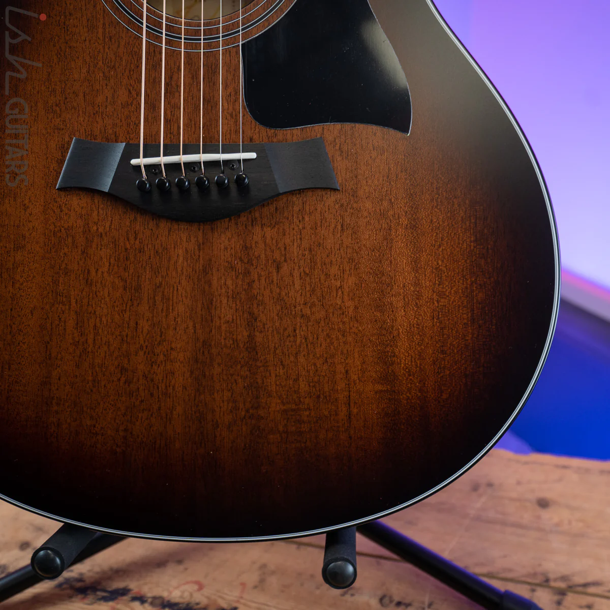 Taylor 326ce Urban Ash/Mahogany - Image 4