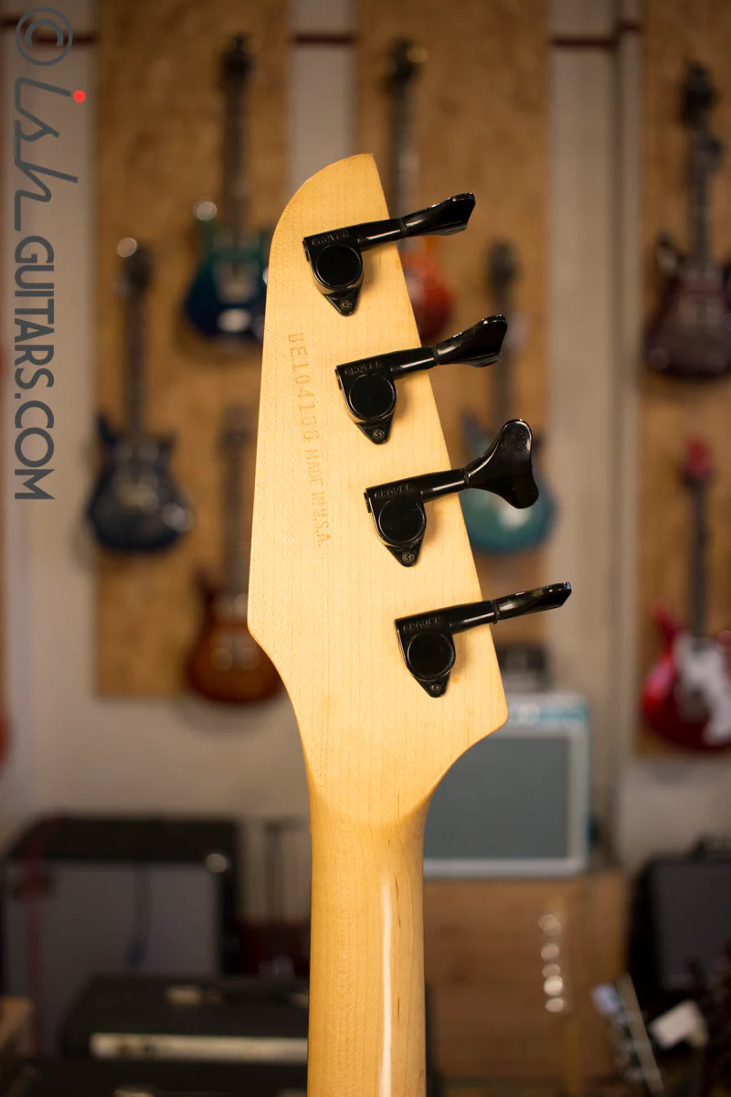 USA Guild Pilot Fretless Rare Blue w/ Case - Image 10