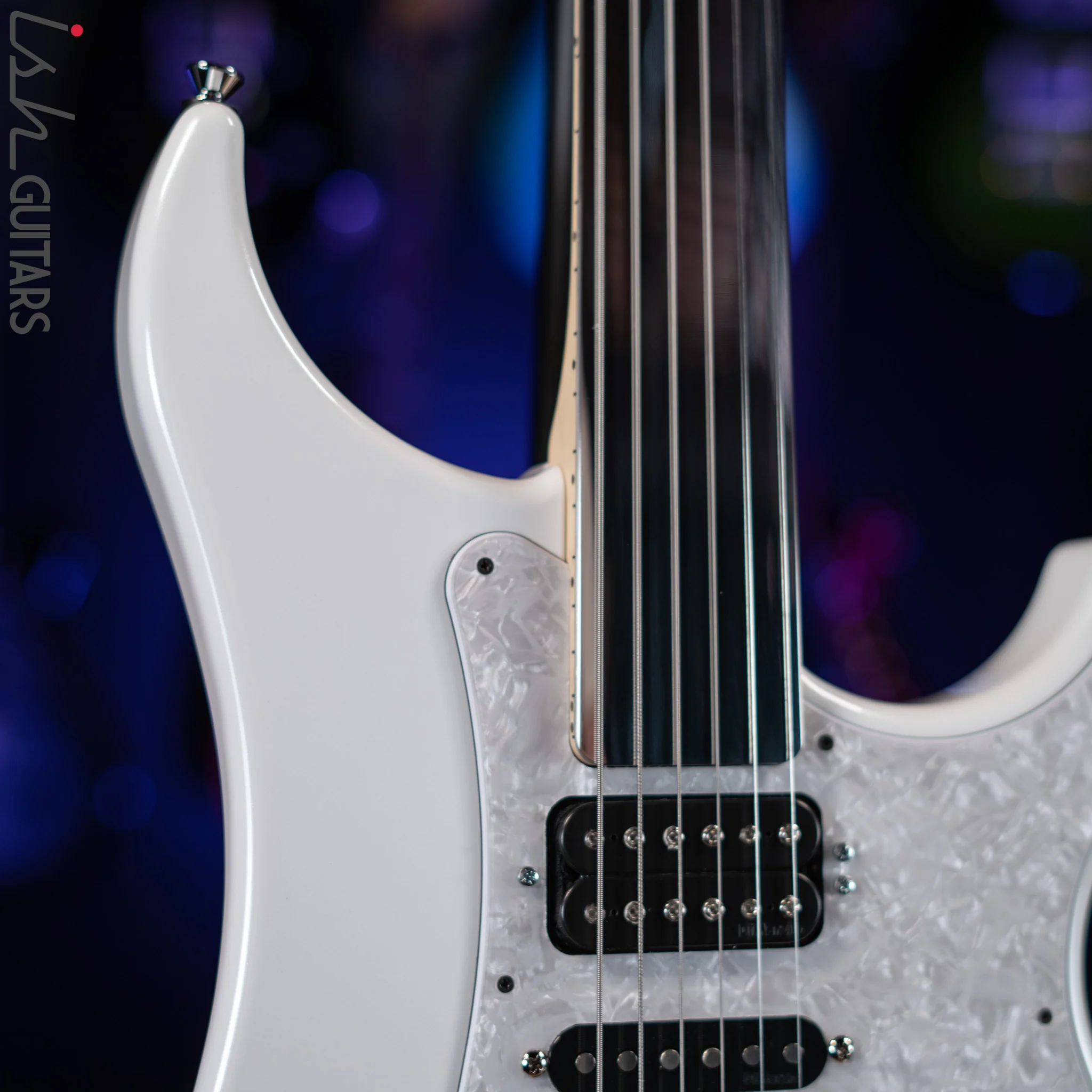 Vigier Excalibur Surfreter Supra Fretless Pearl White - Image 3