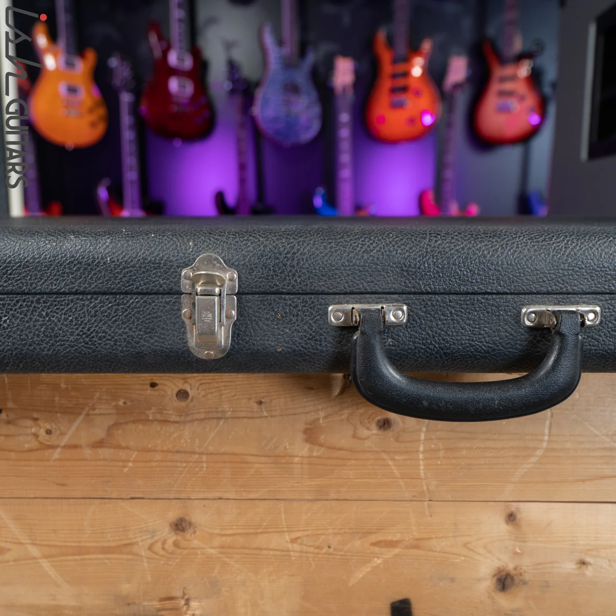 1970s Vintage Fender Mustang Guitar Case - Image 5