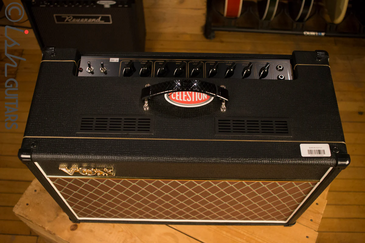 Vox AC15 Custom Tube Guitar Combo Amp - Image 3
