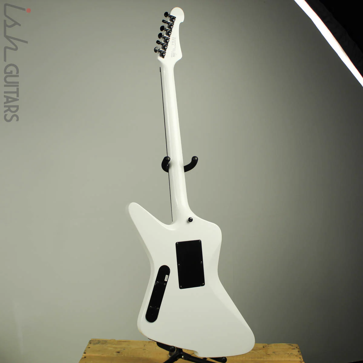 2016 Washburn Parallaxe Priestess Z20FR Marzi Montazeri Signature Electric Guitar Gloss White - Image 7